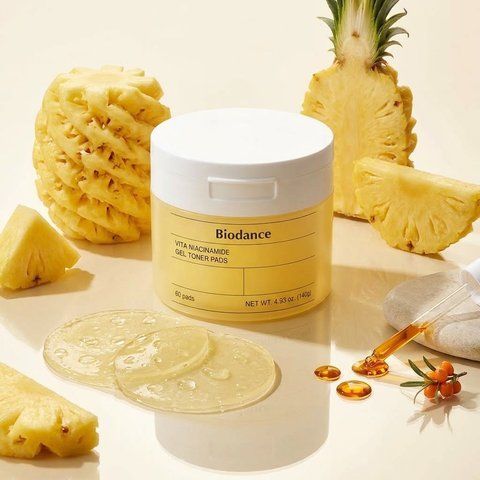 Гелеві тонер-пади для сяйва та вирівнювання тону Vita Niacinamide Gel Toner Pads Biodance 60шт 1781428906506 фото