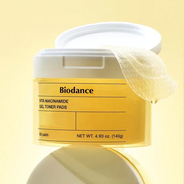 Гелеві тонер-пади для сяйва та вирівнювання тону Vita Niacinamide Gel Toner Pads Biodance 60шт 1781428906506 фото
