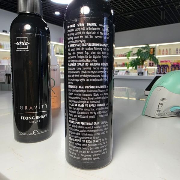 Рідкий лак для волосся сильної фіксації UNIC Gravity Fixing Spray 200мл 1790329928850 фото